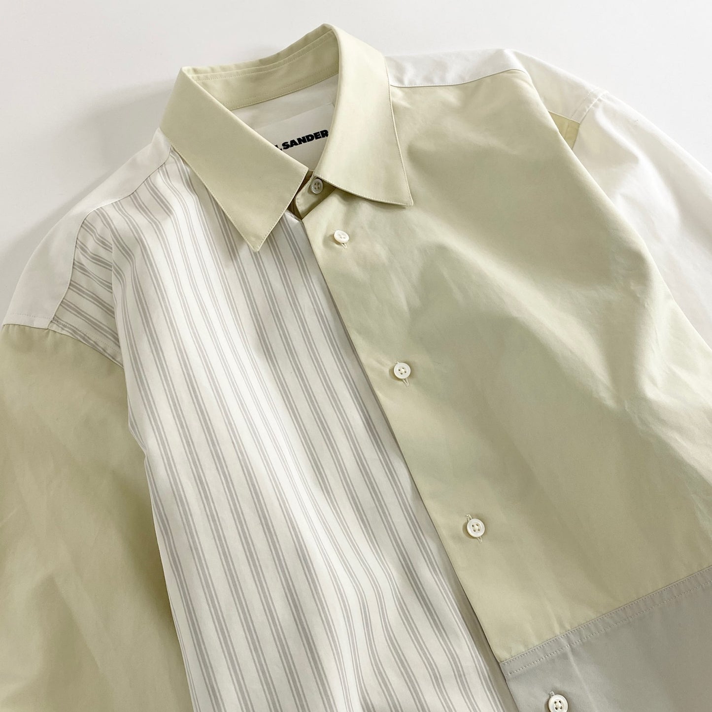39a21 JIL SANDER ジルサンダー イタリア製 JSMP740326 パッチワーク オーバーサイズ 長袖シャツ 再構築 ワイドシルエット ストライプ 39 15 1/2 ホワイト グレー アイボリー コットン