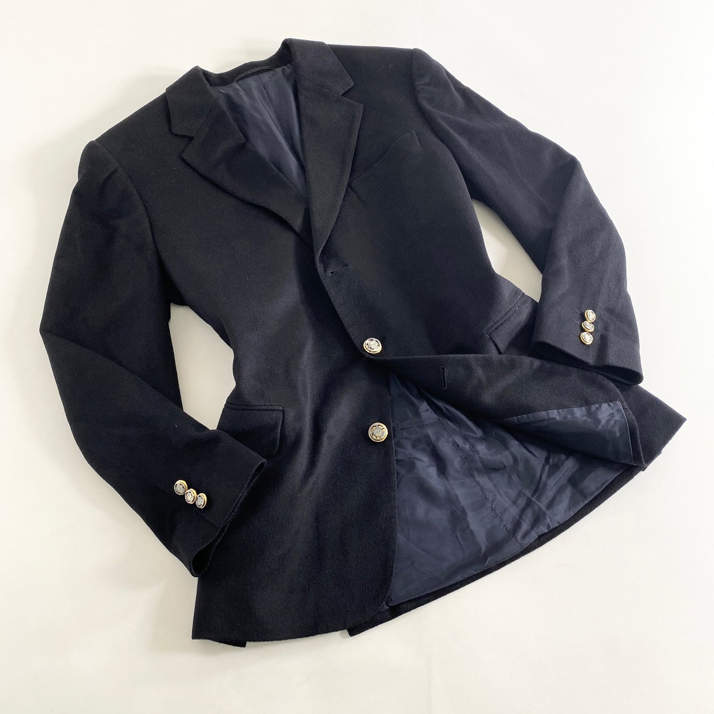 43k29《美品》HERMES エルメス カシミヤ100% テーラードジャケット ブラック ブレザー 羽織 金ボタン フォーマル