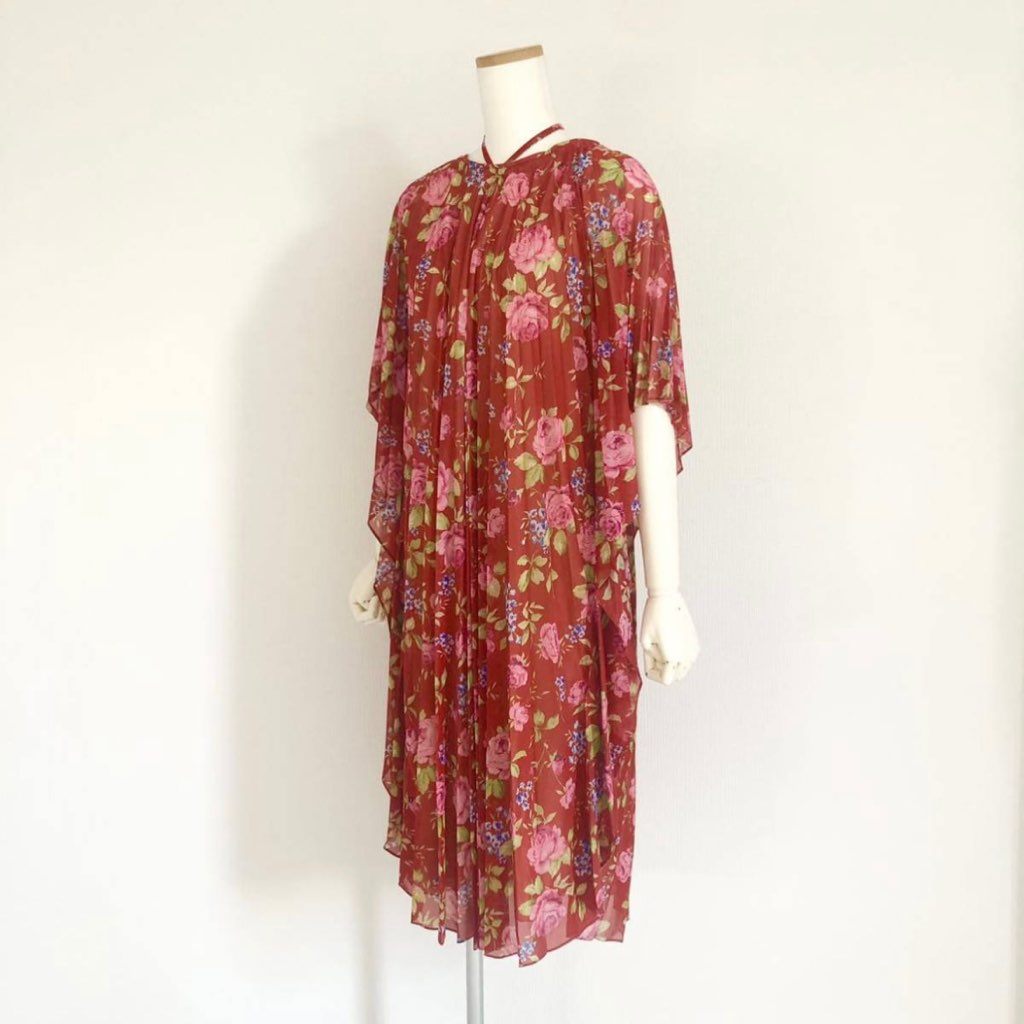 29i27 《未使用》 BALENCIAGA バレンシアガ 17SS デムナ期 シルク100% 花柄ワンピース F34 レッド ドレス ドルマン 総柄
