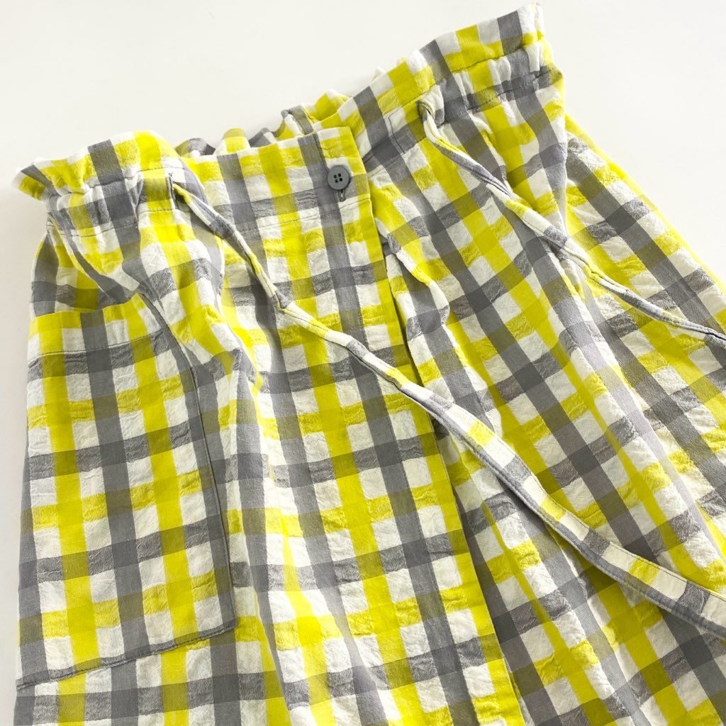 47b5 《美品》 me ISSEY MIYAKE ミーイッセイミヤケ 台形スカート フレアスカート ウエストベルト付き M182FG691 イエロー グレー コットン100% レディース