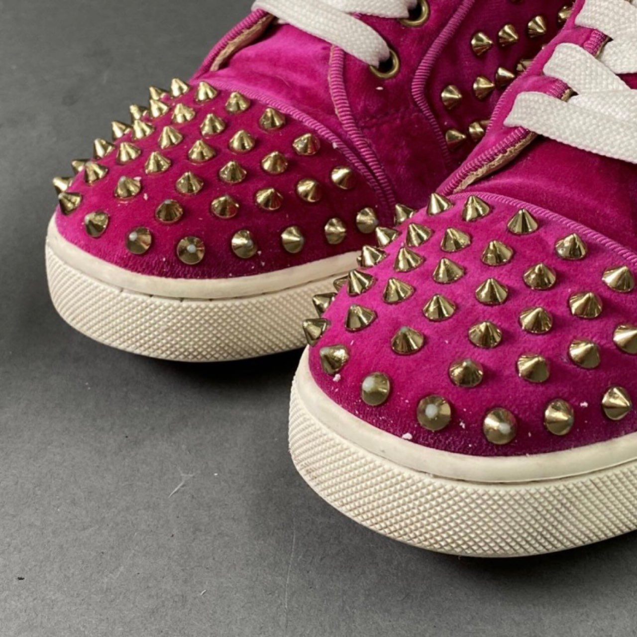 2j20 Christian Louboutin クリスチャンルブタン スタッズ ベロア ハイカットスニーカー 35 1/2 ピンク パープル シューズ