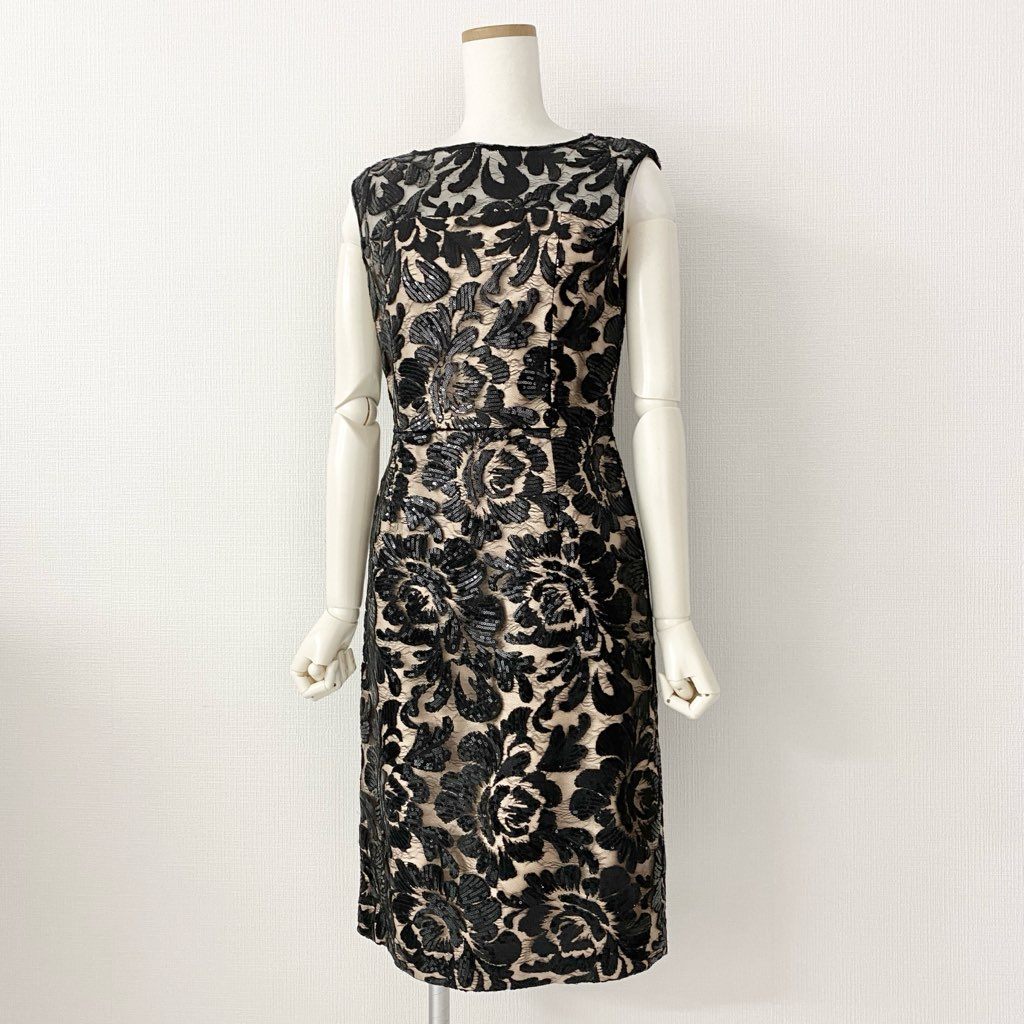 69c10 《極美品》 定価¥42,900 GRACE CONTINENTAL グレースコンチネンタル スパンフラワー タイトドレス 36 ブラック ワンピース パーティ タグ付き