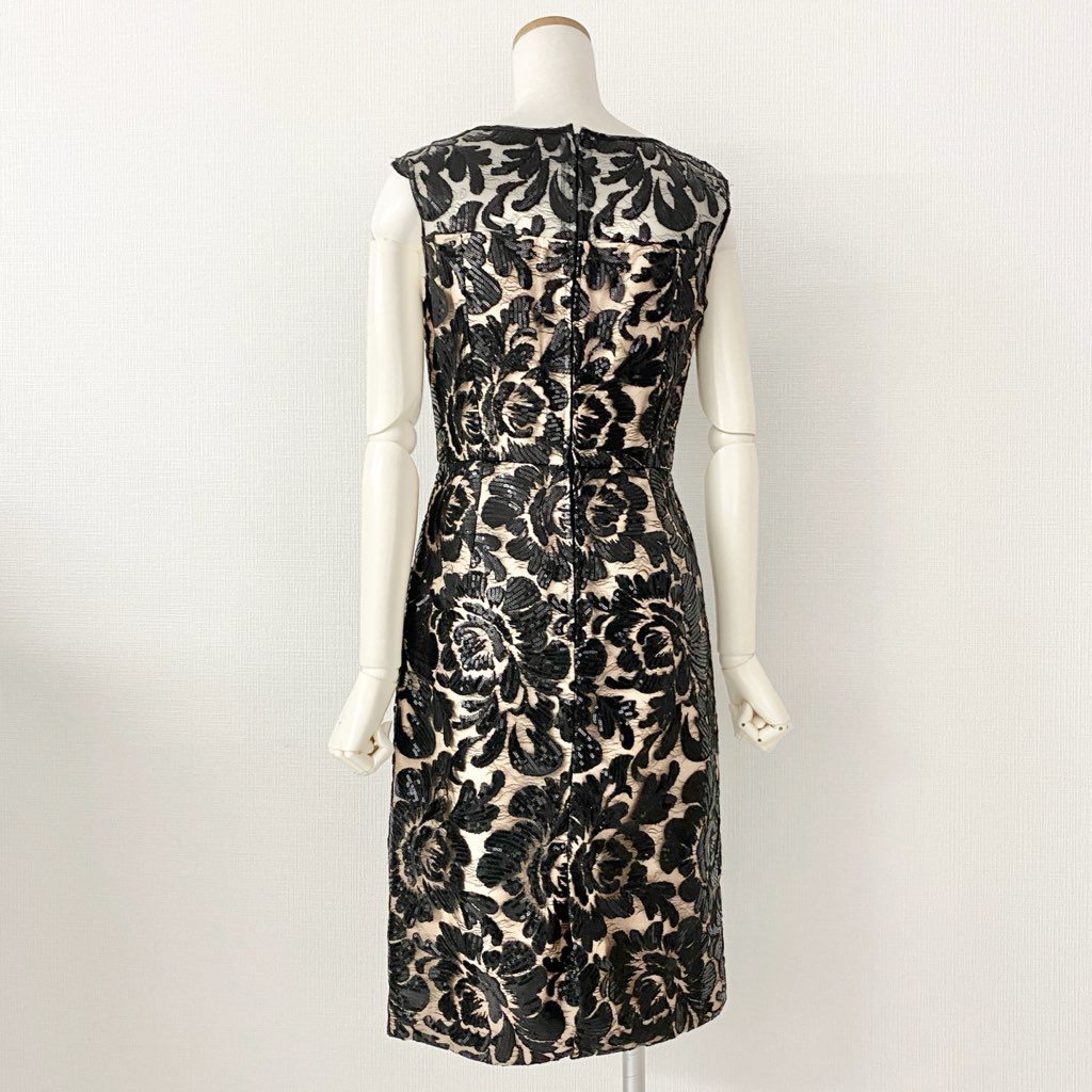 69c10 《極美品》 定価¥42,900 GRACE CONTINENTAL グレースコンチネンタル スパンフラワー タイトドレス 36 ブラック ワンピース パーティ タグ付き