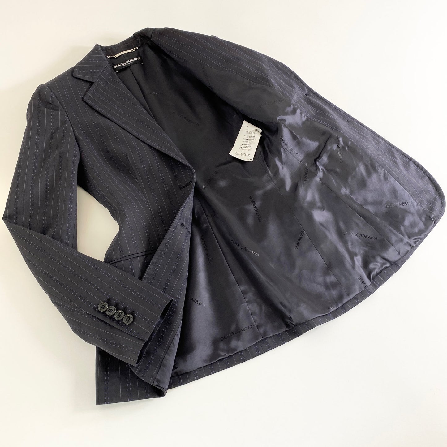 27a18 イタリア製 DOLCE&GABBANA ドルチェ&ガッバーナ テーラードジャケット 36 ブラック ストライプ スーツジャケット フォーマル 上着