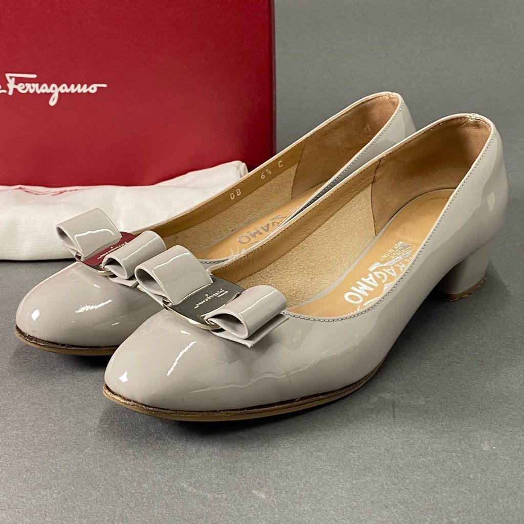 4b29 Salvatore Ferragamo サルヴァトーレ フェラガモ VARA ヴァラ ...