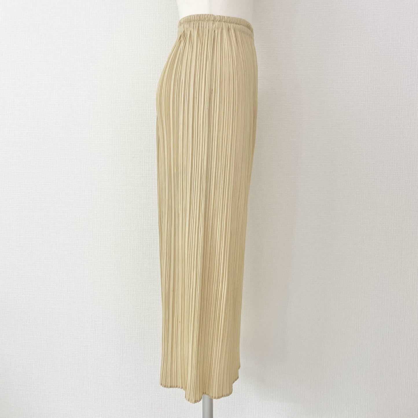 35c14 PLEATS PLEASE ISSEY MIYAKE プリーツプリーズ イッセイミヤケ 日本製 プリーツロングスカート PP04-JG613 1 ベージュ MADE IN JAPAN