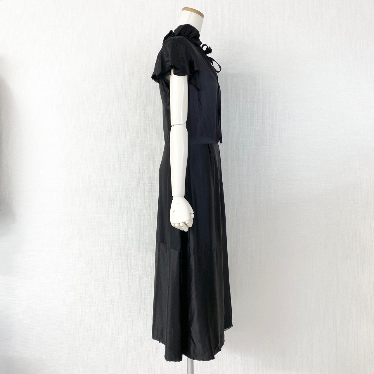 48a30 BALENCIAGA バレンシアガ シルクフリルドレス ワンピース ブラック SILK DRESS パーティ one piece