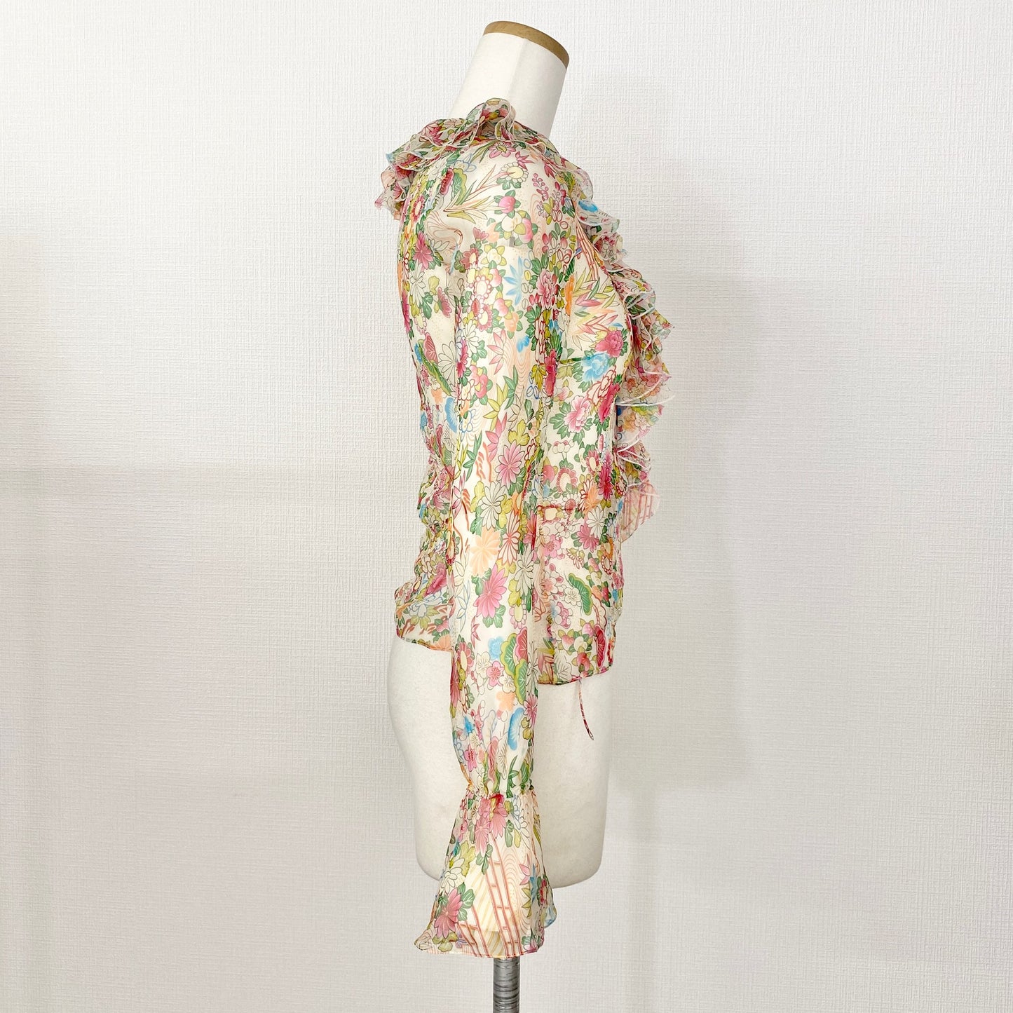 12L2《美品》フランス製 Christian Dior クリスチャン ディオール シルク100% フラワーシアーフリルブラウス 36 ピンク