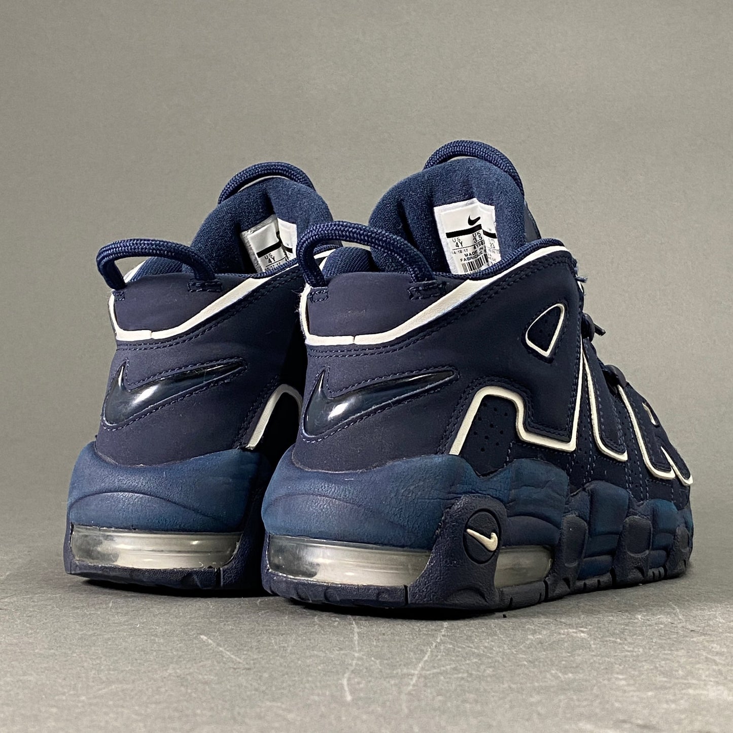 18L6 NIKE ナイキ スニーカー ナイキエアー モアアップテンポ 23 ネイビー レディース シューズ ロゴ刺繍