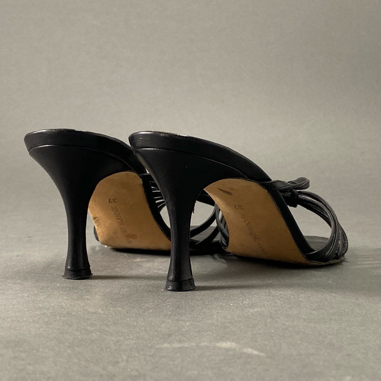 4c9 MANOLO BLAHNIK マノロブラニク レザー ヒールサンダル 37 ブラック パンプス シューズ Leather Sandal