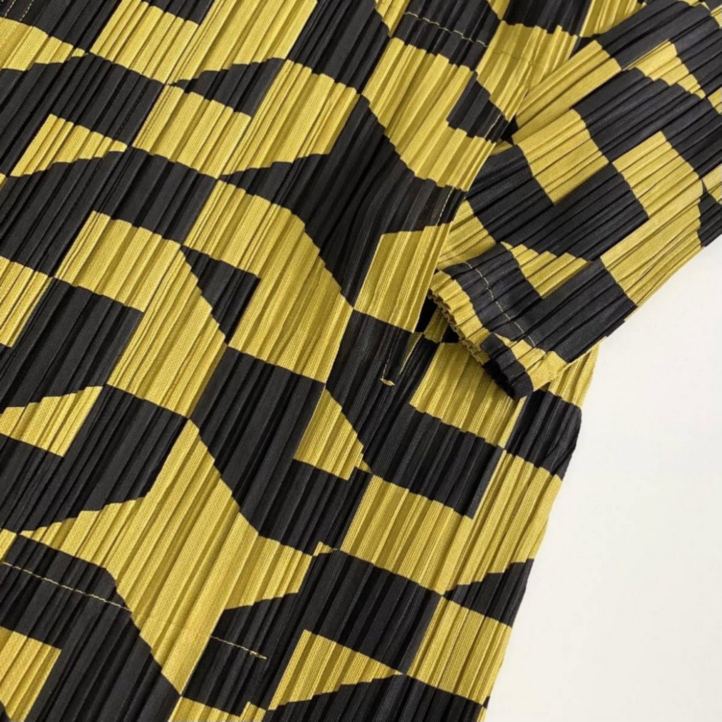 58i16 PLEATS PLEASE プリーツプリーズ 幾何学プリーツコート 薄手ロングジャケット PP63-JA761 サイズ4 イエロー×ブラック イッセイミヤケ レディース