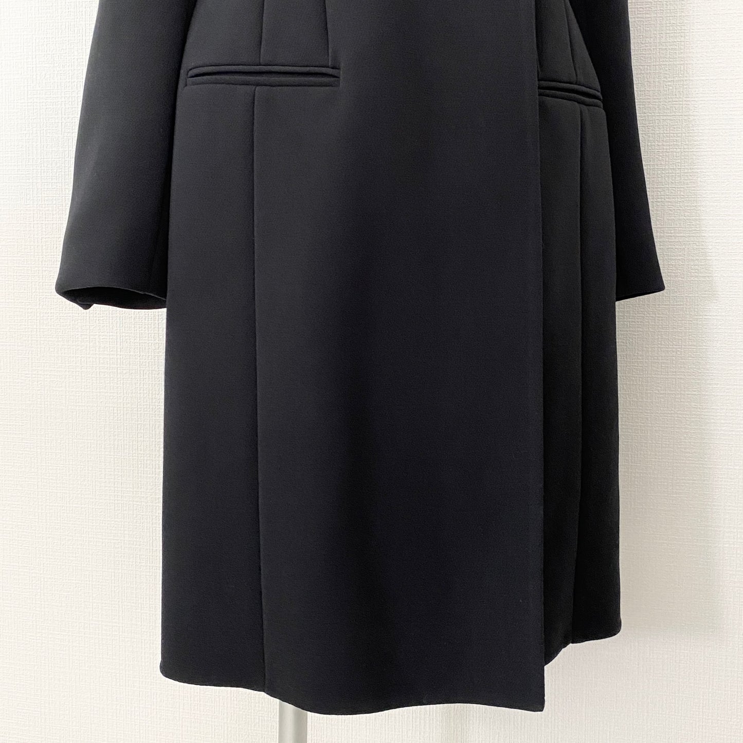 3L14《未使用》定価401,500☆CELINE セリーヌ 18AW Gem Button Coat ジュエリーボタンコート サイズ34 ブラック アウター Aライン 28V505341 タグ付き
