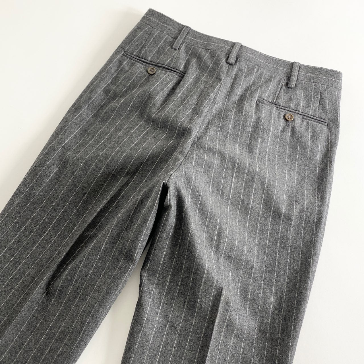 53a17 イタリア製 Kiton NAPOLI キートンナポリ セットアップスーツ 上下セット 44 グレー ストライプ ウール