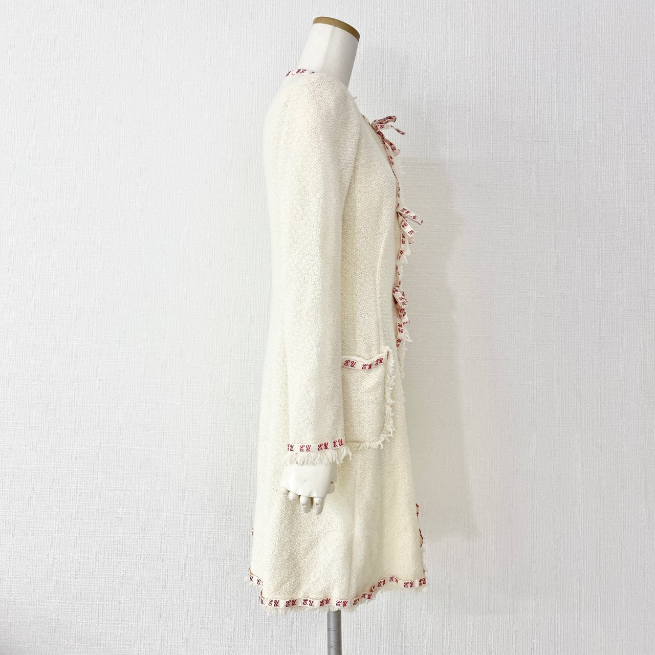 37A12 emanuel ungaro エマニュエル ウンガロ リボンロングカーディガン 36 ホワイト ニット イタリア製 羽織 コート