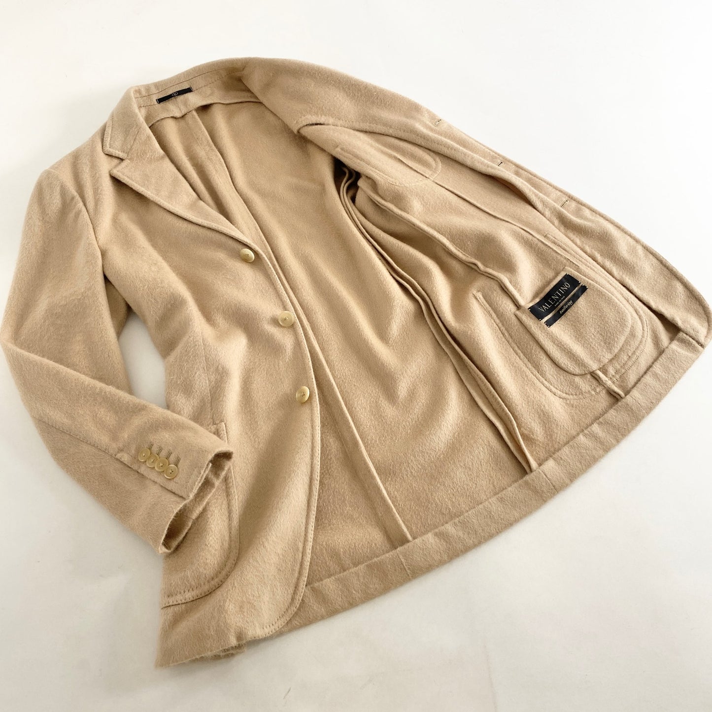 63L5《美品》伊製 VALENTINO ヴァレンティノ カシミヤ100% テーラードジャケット カシミヤジャケット 50 7R(L相当) ベージュ 総カシミア メンズ