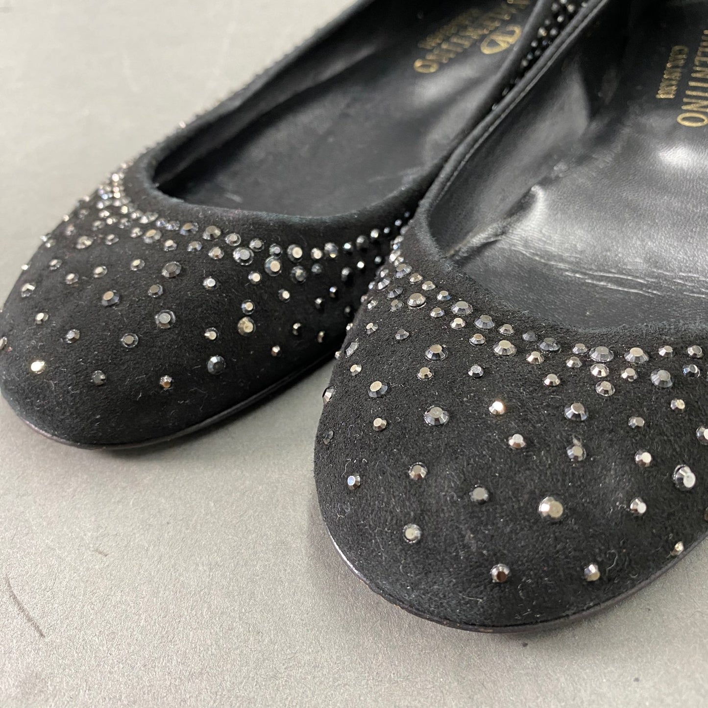 1L5《美品》VALENTINO GARAVANI ヴァレンティノ ガラヴァーニ 38(24cm相当) ブラック ラインストーン フラットシューズ バレエシューズ レディース 靴