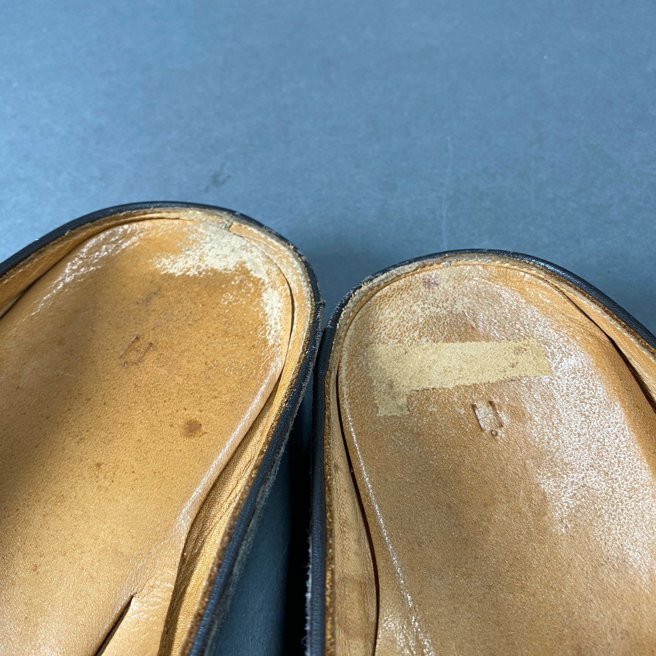 3c8 Hender Scheme エンダースキーマ peak パイソン柄 ミュール サンダル オペラシューズ グレージュ レザー メンズ