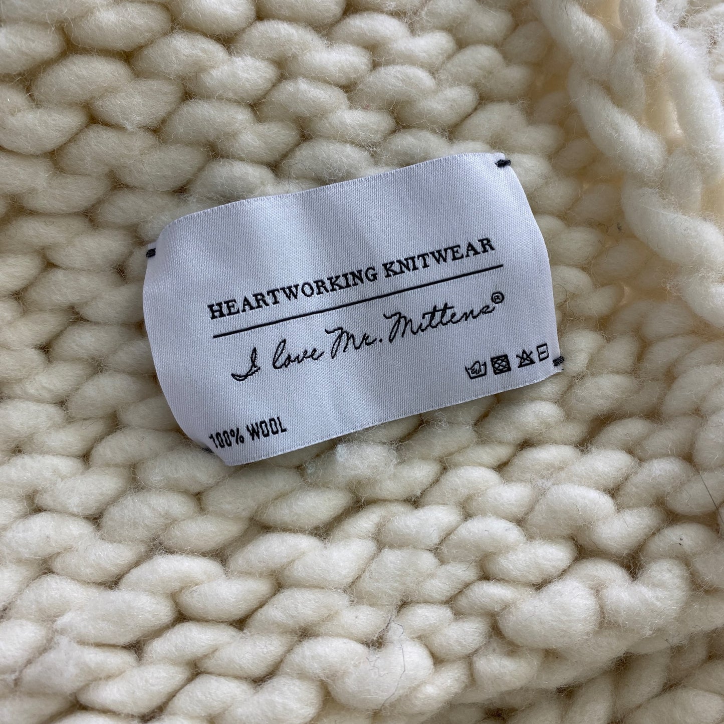 a18 I Love Mr.Mittens アイラブミスターミトンズ ローゲージニットマフラー 大判ストール アイボリー HEARTWORKING KNITWEAR
