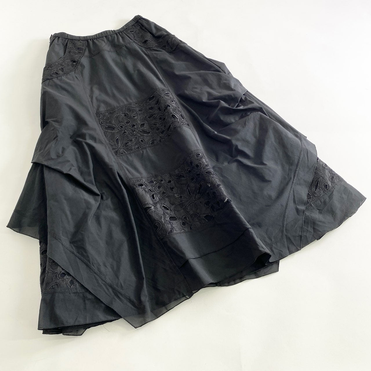 5L7《美品》EIKO KONDO エイココンドウ フリルレーススカート F ブラック ボトムス 日本製