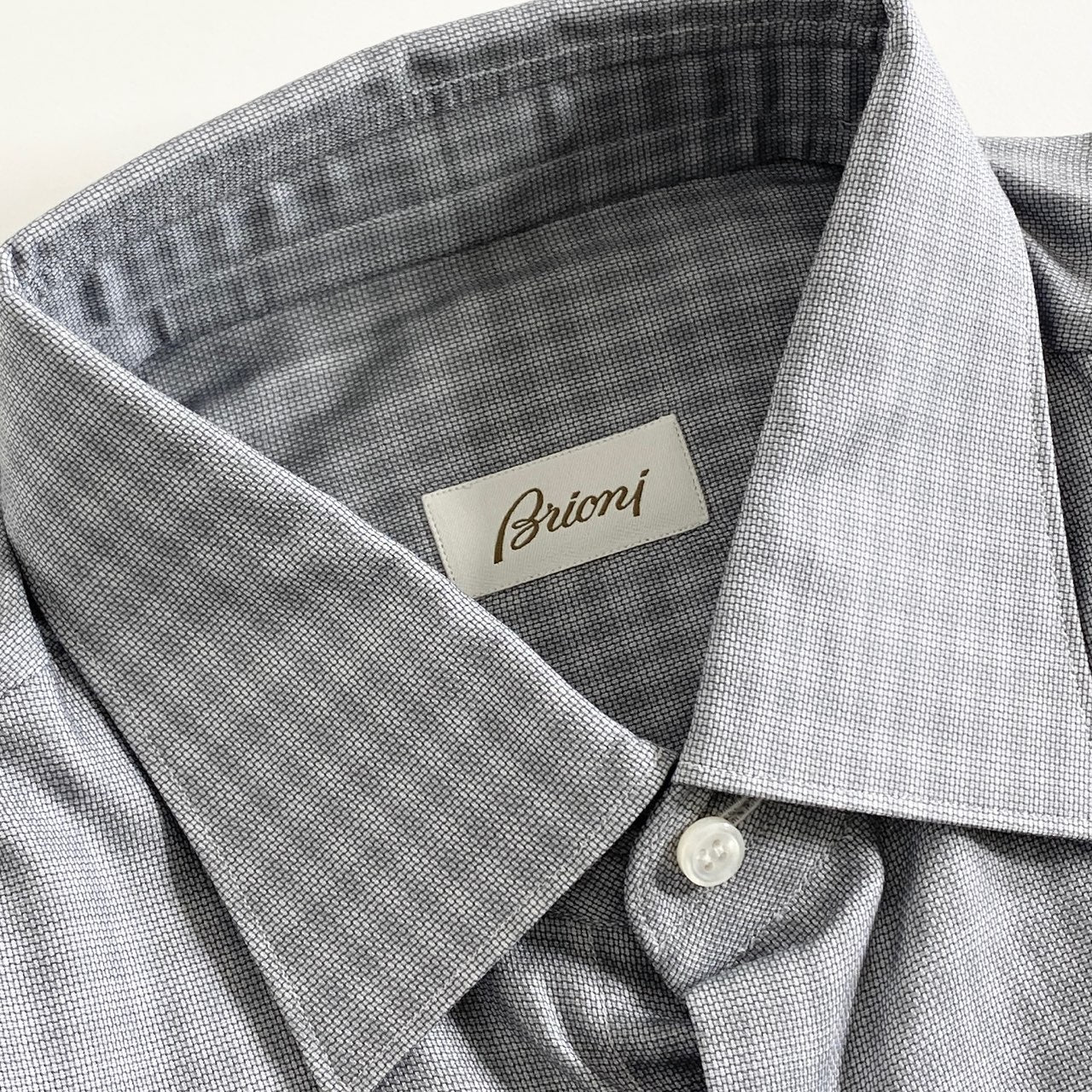 54A16 《極美品》 タグ付 イタリア製 Brioni ブリオーニ 長袖シャツ ドレスシャツ チェック柄 41 グレー ブルー クラシックシャツ CLASSIC SHIRT シェルボタン ロングスリーブ 春