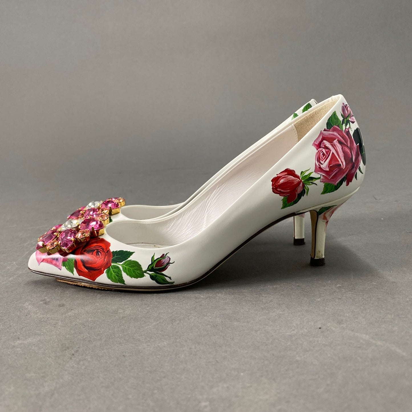 2L5《美品》Dolce&Gabbana ドルチェ&ガッバーナ 34 ホワイト ビジューフラワー パンプス 花柄 レディース レザーパンプス