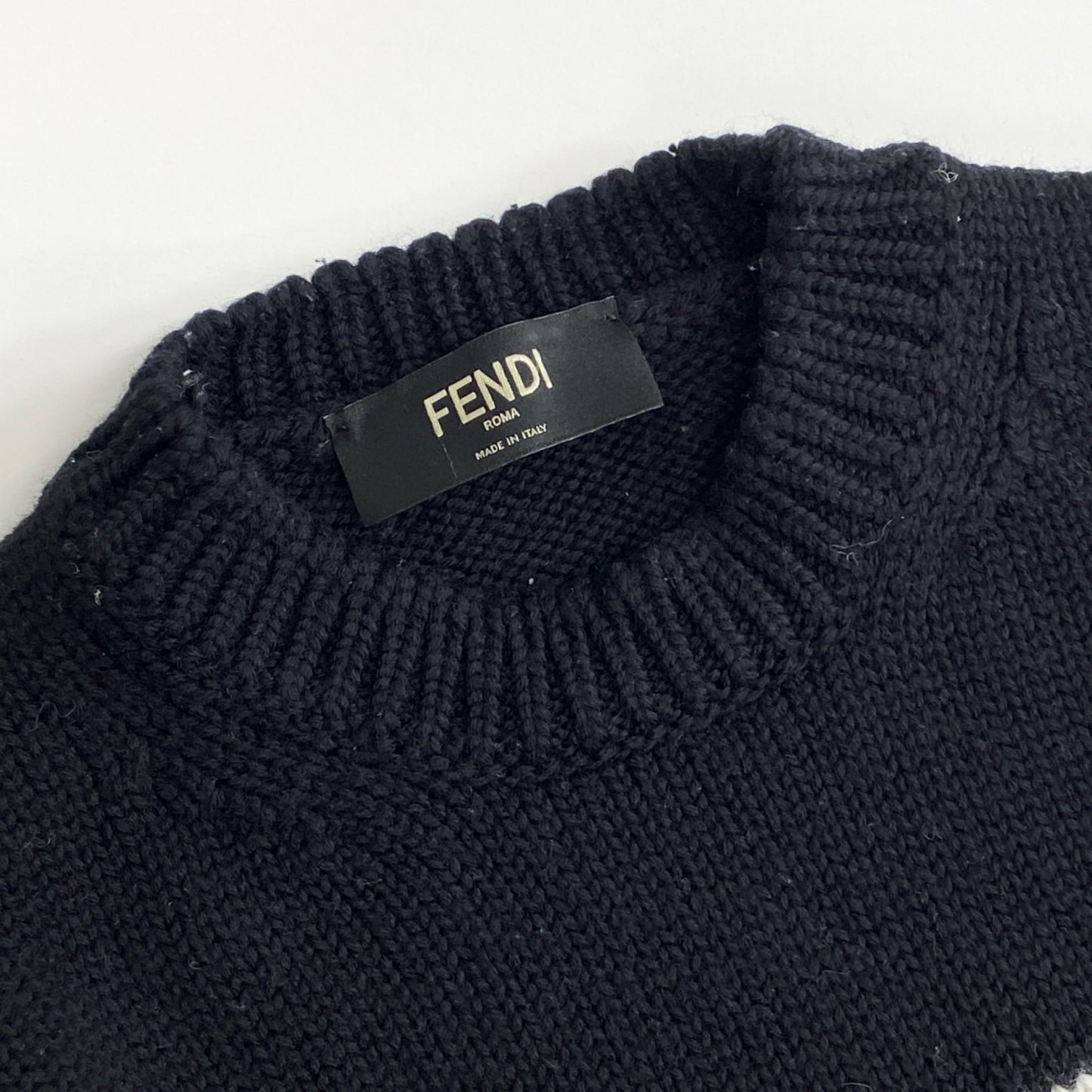 71k11 FENDI フェンディ フロントロゴ ニットセーター 2021AW 48 ブラック ミドルゲージ ウールセーター