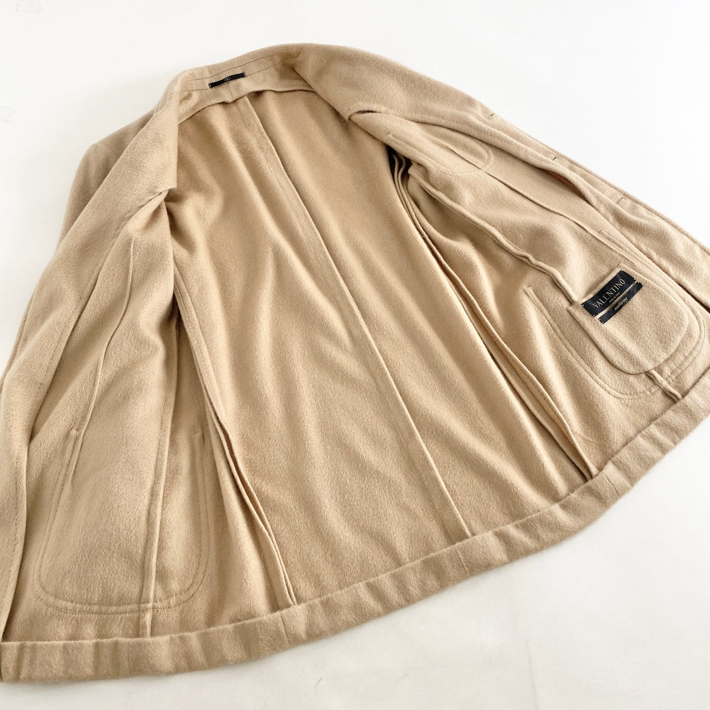63L5《美品》伊製 VALENTINO ヴァレンティノ カシミヤ100% テーラードジャケット カシミヤジャケット 50 7R(L相当) ベージュ 総カシミア メンズ