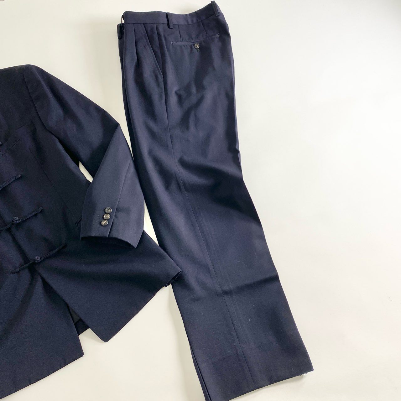 46C13 ISSEY MIYAKE イッセイミヤケ アーカイブ カンフージャケット セットアップ チャイナボタン スーツ L ネイビー メンズ デザイナーズ