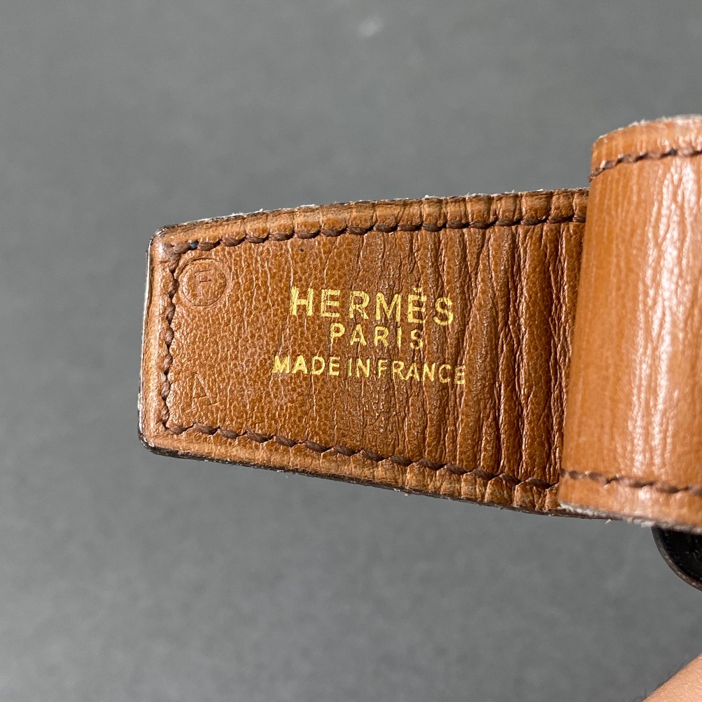L20 フランス HERMES エルメス 馬車ロゴ レザーベルト ブラック バックル 小物