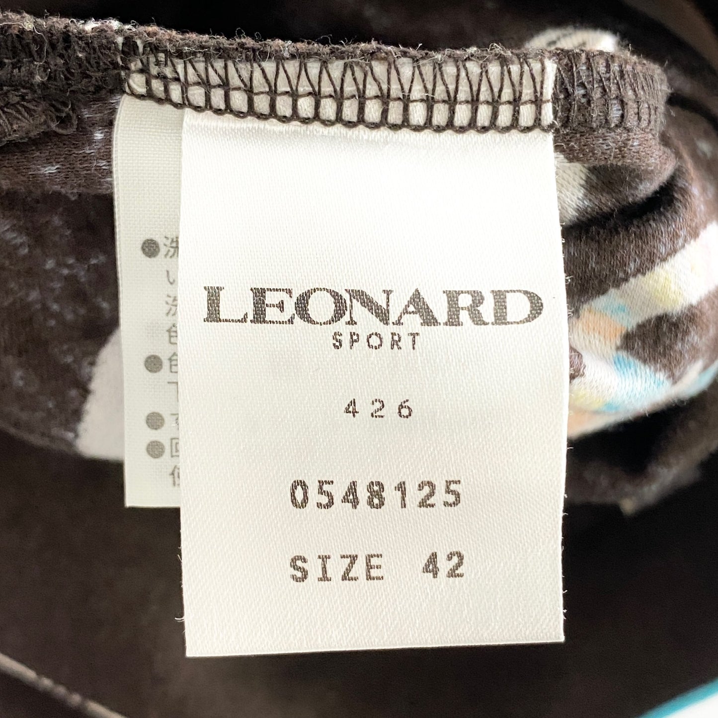 30a28 LEONARD SPORT レオナール スポーツ フェザープリント 7分袖カットソー 42 ブラウン Tシャツ 日本製 バックジップ