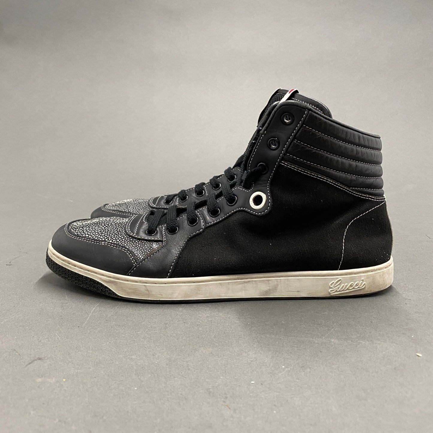 2k14《イタリア製》GUCCI グッチ 希少 スティングレイ ハイカットスニーカー レザースニーカー 9 1/2(日本サイズ28.5cm相当) ブラック