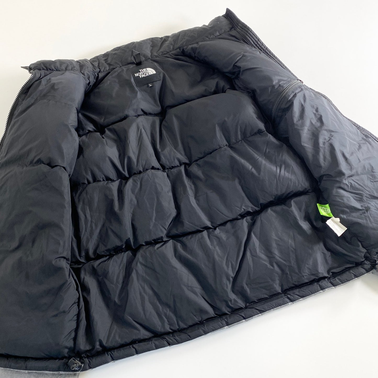 14a18 THE NORTH FACE ノースフェイス ダウンジャケット ダウン80% ND91842 L グレー フード収納 トップス アウター 上着