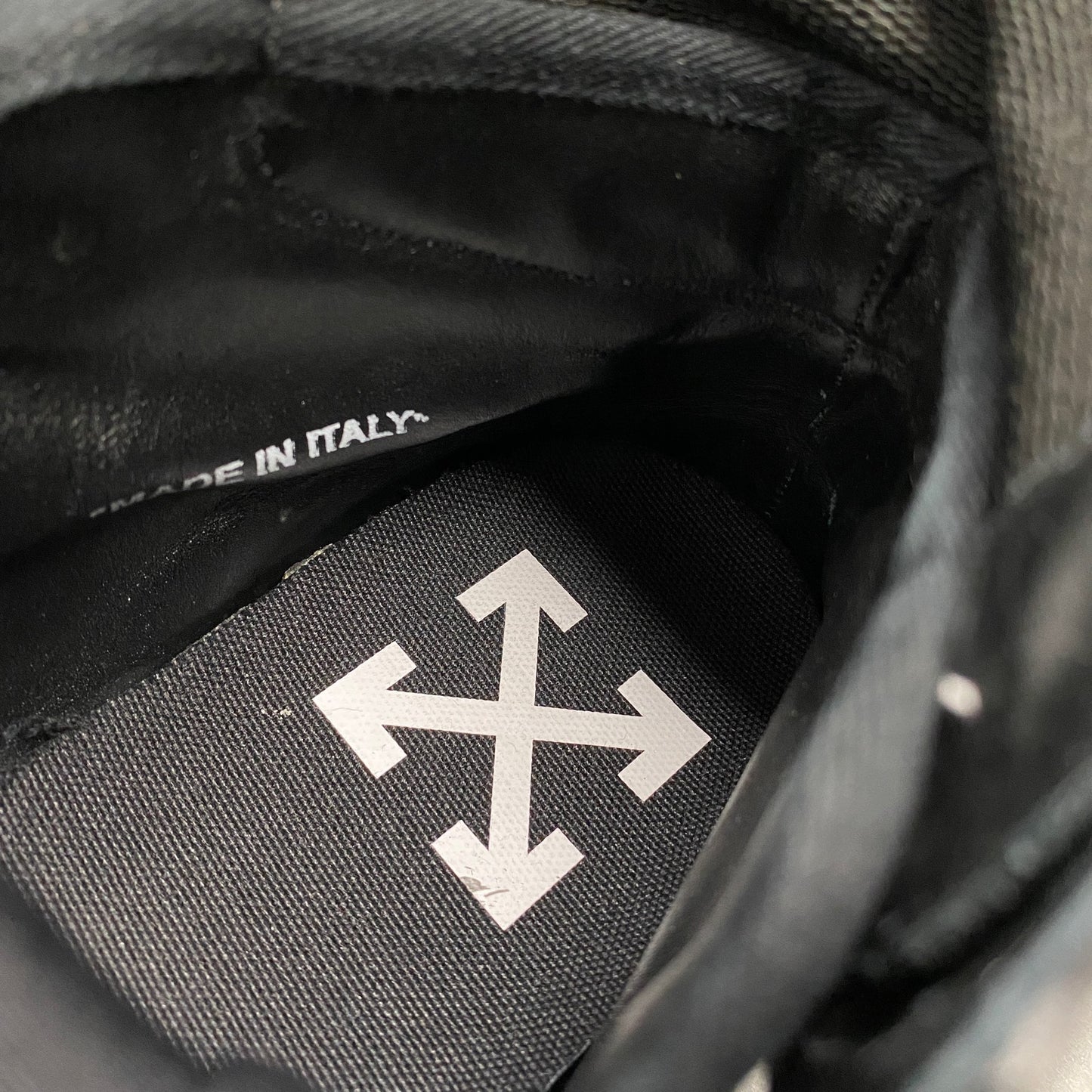 2k14《美品》Off-White オフホワイト Off Court 3.0 ハイカットスニーカー 43 28cm相当 ブラック メンズ