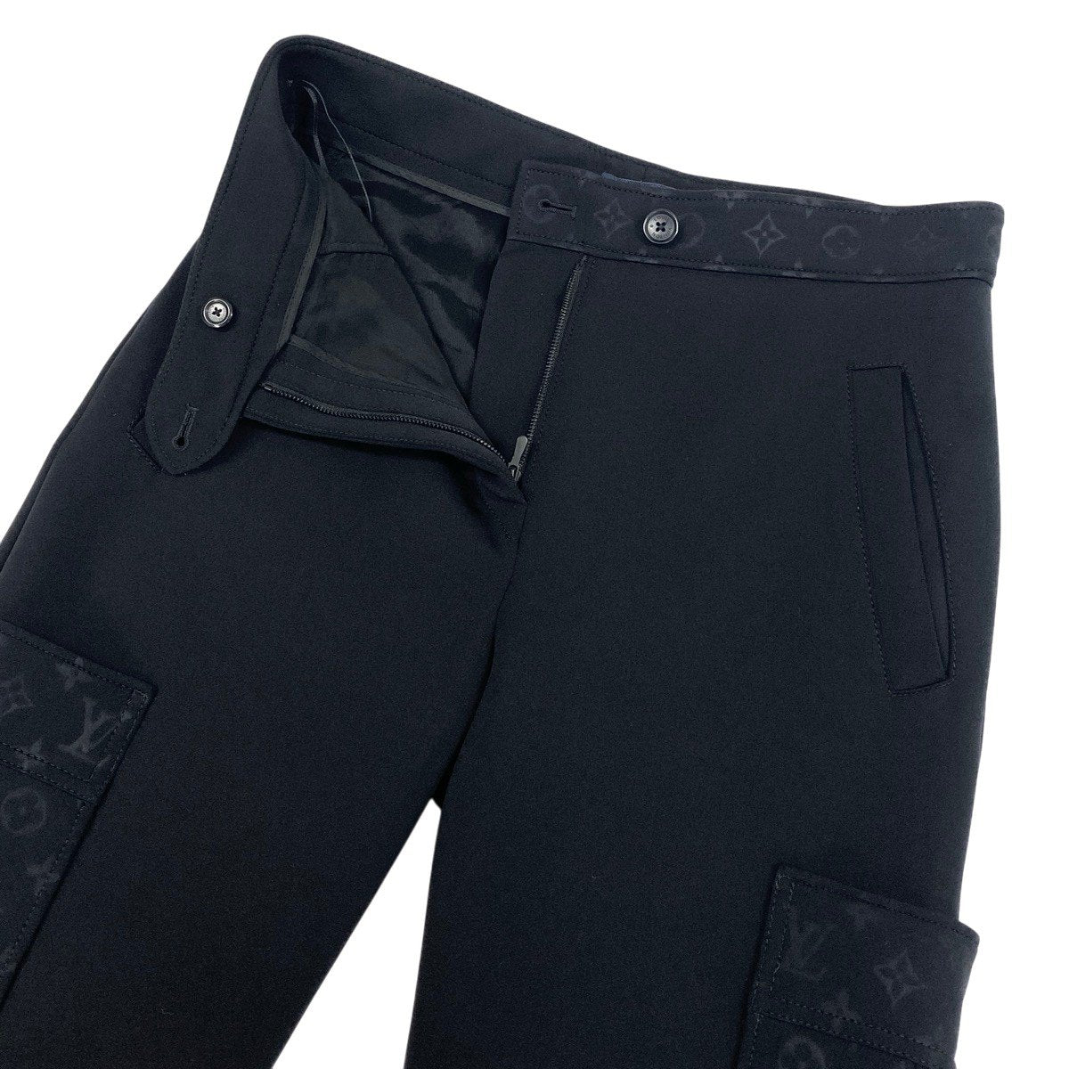h17 定価￥314,600 LOUIS VUITTON ルイヴィトン モノグラム ディティールカーゴパンツ Monogram Detail Cargo Pants size 38 ブラックt18r