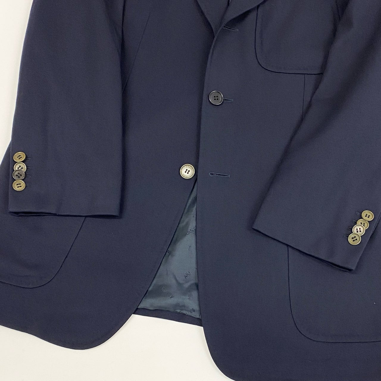 74k11 【美品】ARNYS PARIS アルニス テーラードジャケット ブレザー 三釦 フォーマル ビジネス 50サイズ ネイビー メンズu02t