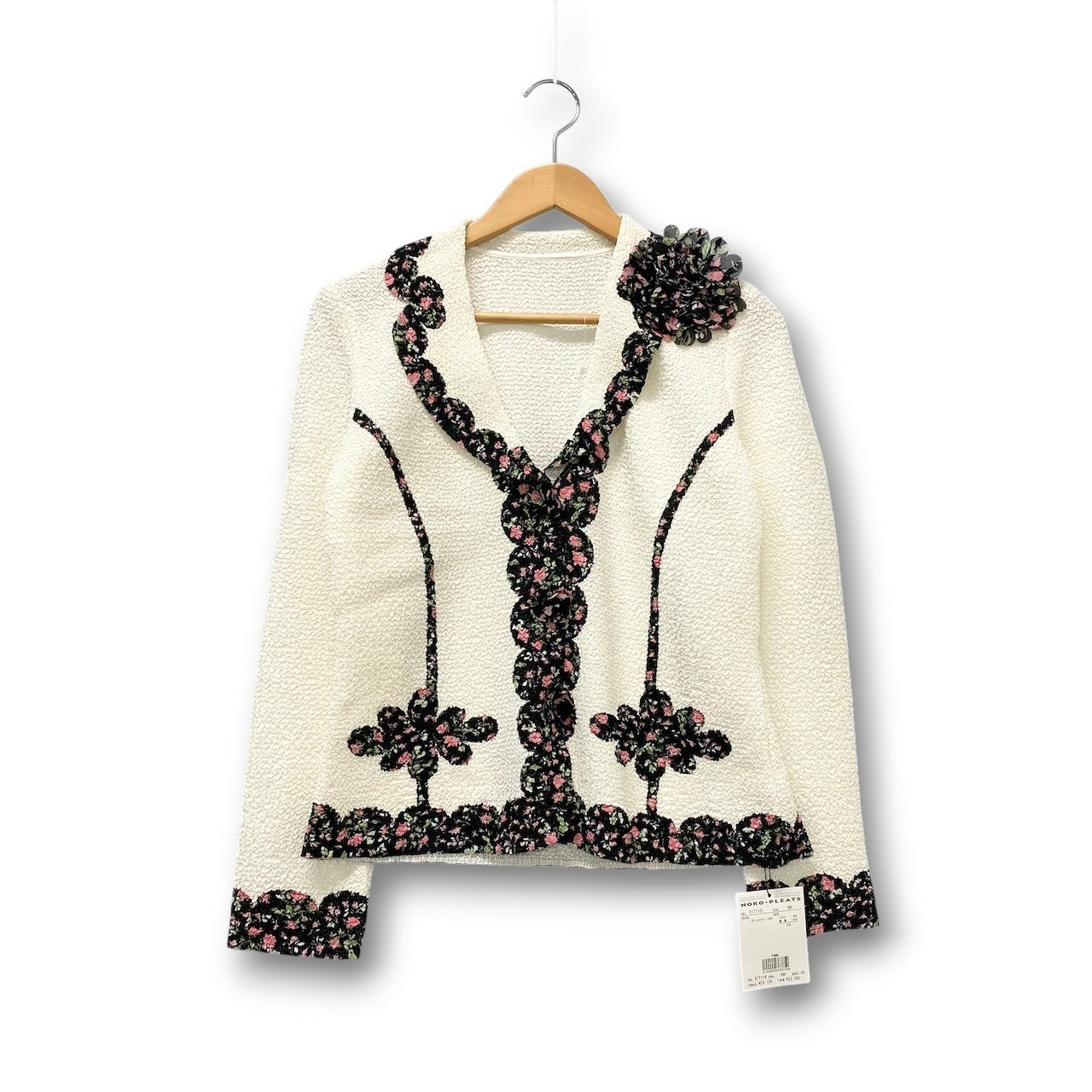 2c29 【未使用タグ付】 NOKO-PLEATS ノコプリーツ プリーツジャケット 長袖 小花柄 フラワープリント レディース 女性服 サイズ40 ホワイト ポリエステル100％u02t