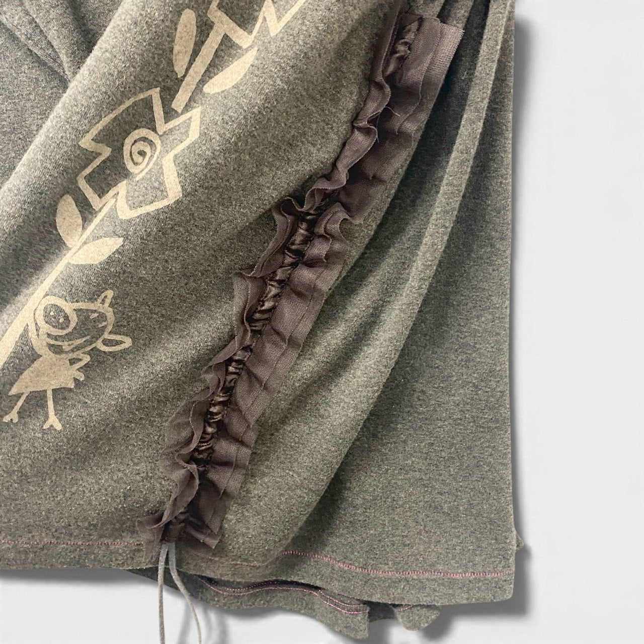 24b16 OLLEBOREBLA オレボレブラ アルベロベロ チュニックワンピース ハイゲージニット レース ビーズ装飾 花柄 ブタさん カシミヤ混 レディース グレー系o07t