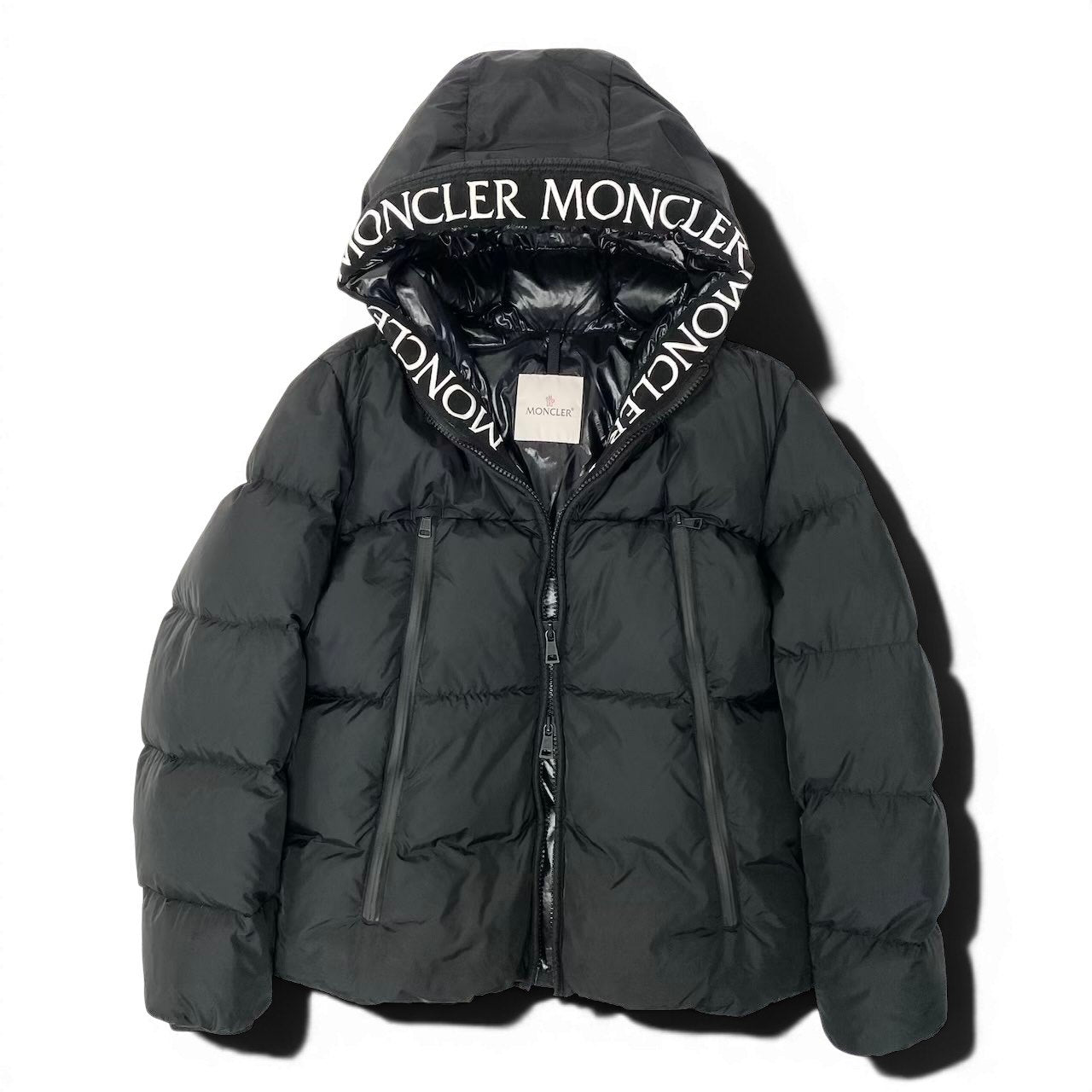 80e12 《美品》 MONCLER モンクレール MONTCLA モンクラ ダウンジャケット E20914194385 サイズ2 ブラック ガーメントケース付t18r