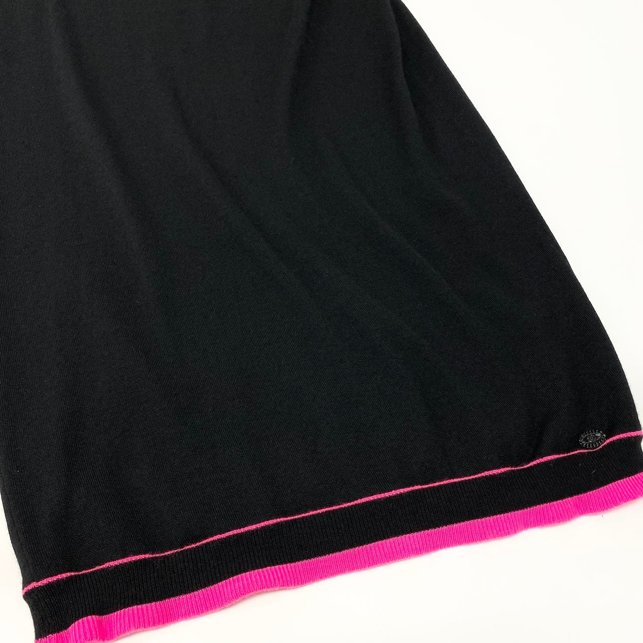 C CHANEL シャネル カシミヤニットワンピース スパンコールデザイン ランウェイ着 P33257K00824 40サイズ ブラック ピンク カシミヤ100％ レディース 女性用nu1