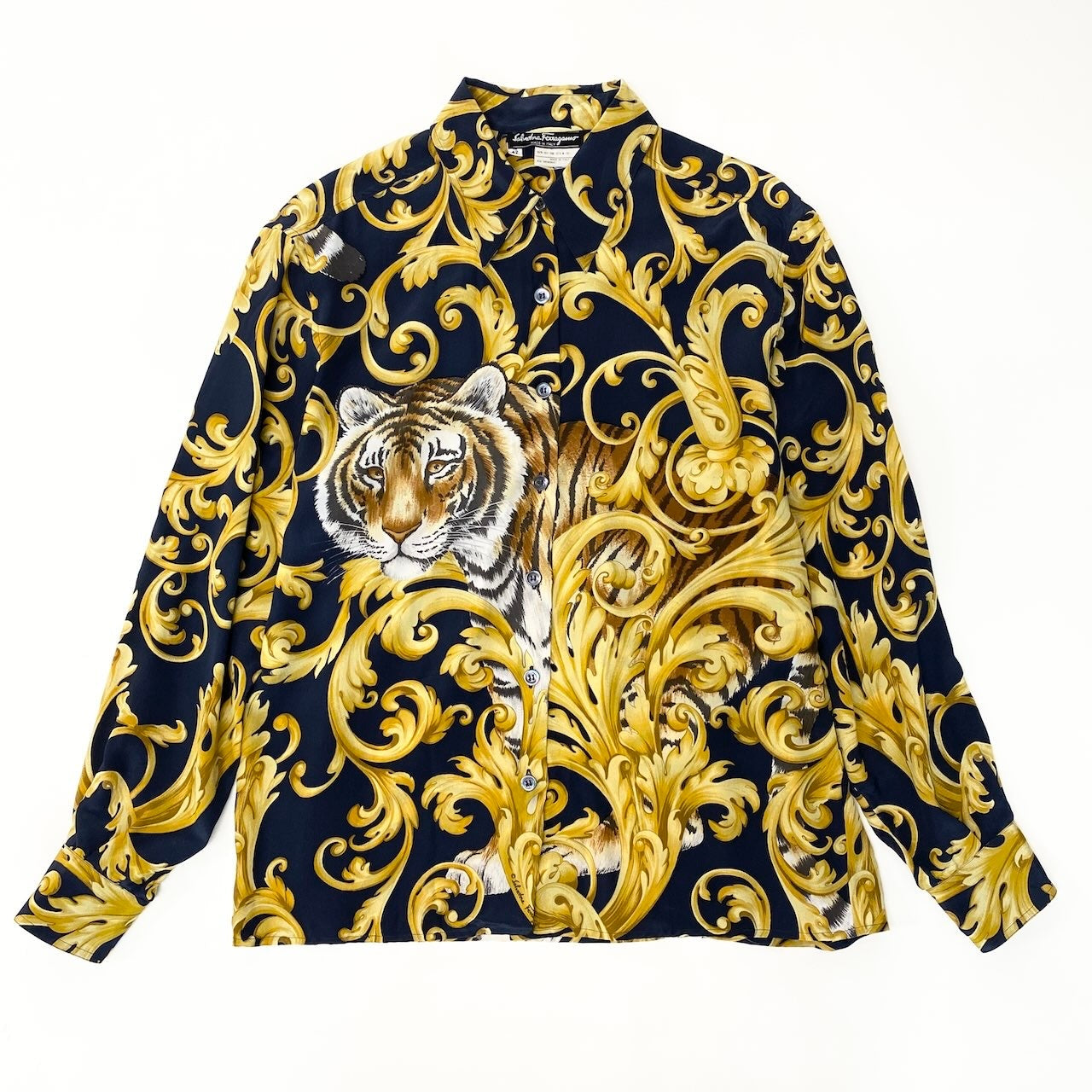 29f15 Salvatore Ferragamo サルヴァトーレフェラガモ ロングスリーブ シルクシャツ アニマル柄 総柄 サイズ42 ネイビー シルク100％ レディース 女性用u02t