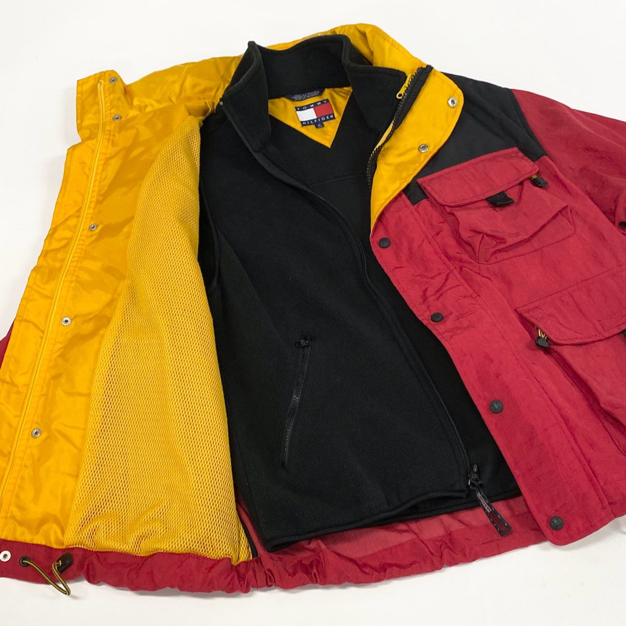 25L12 TOMMY HILFIGER トミーヒルフィガー 90`s～00`s セーリングギアジャケット ナイロンジャケット ライナー付 フリースベスト メンズ M ブラック レッド イエロー ポリエステル100％u02t