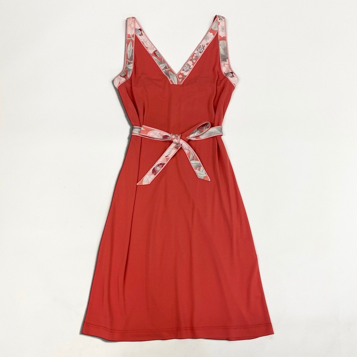 22i15 LEONARD レオナール ワンピース インポートライン ミニワンピース キャミワンピース 花柄 イタリア製 0450135 40 レッド レディース 女性用u02t