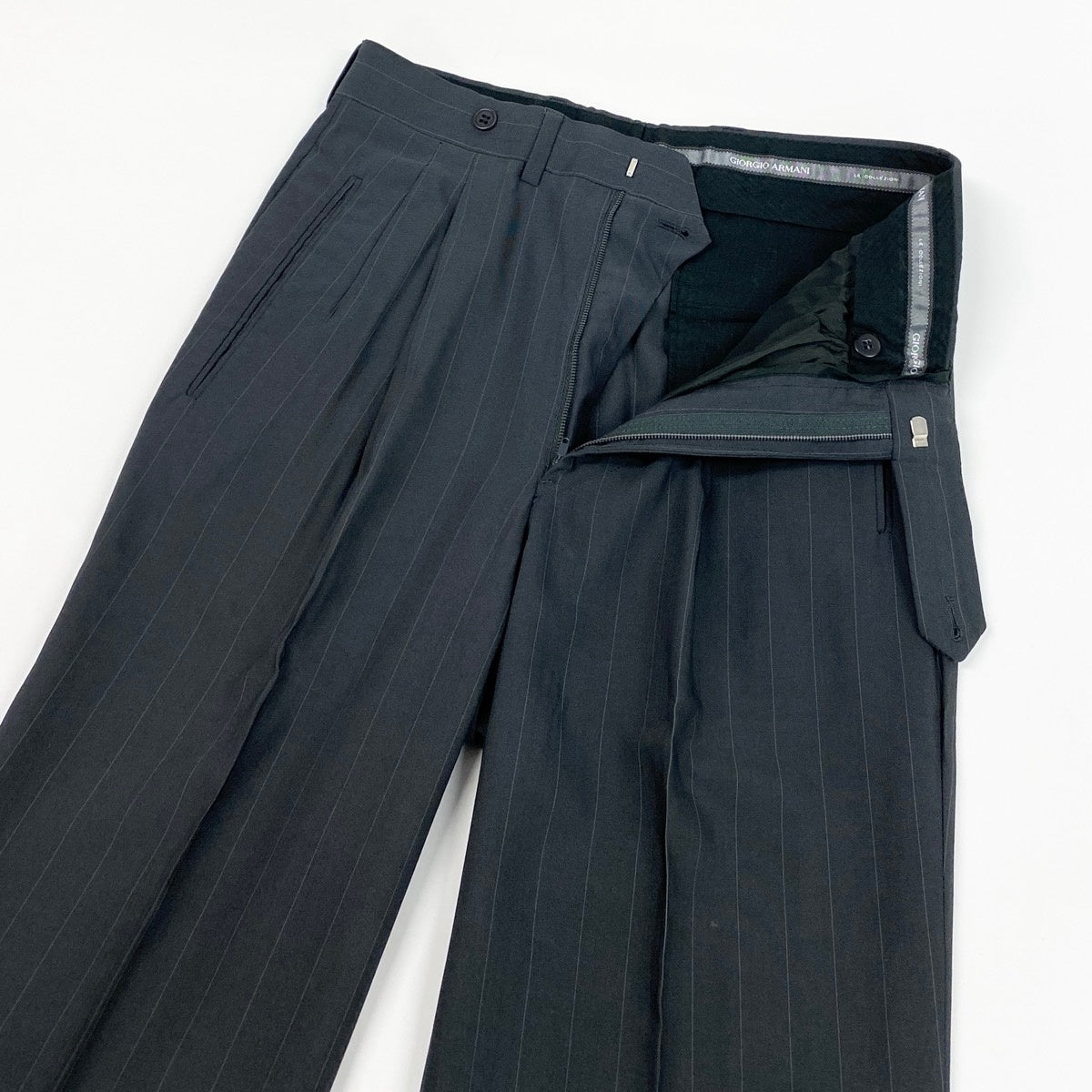 72f2 GIORGIO ARMANI LE COLLEZIONI ジョルジオアルマーニ vintage セットアップスーツ ダブルブレスト ストライプ柄 ウールシルク混 サイズ46 グレー メンズ 紳士服u02t