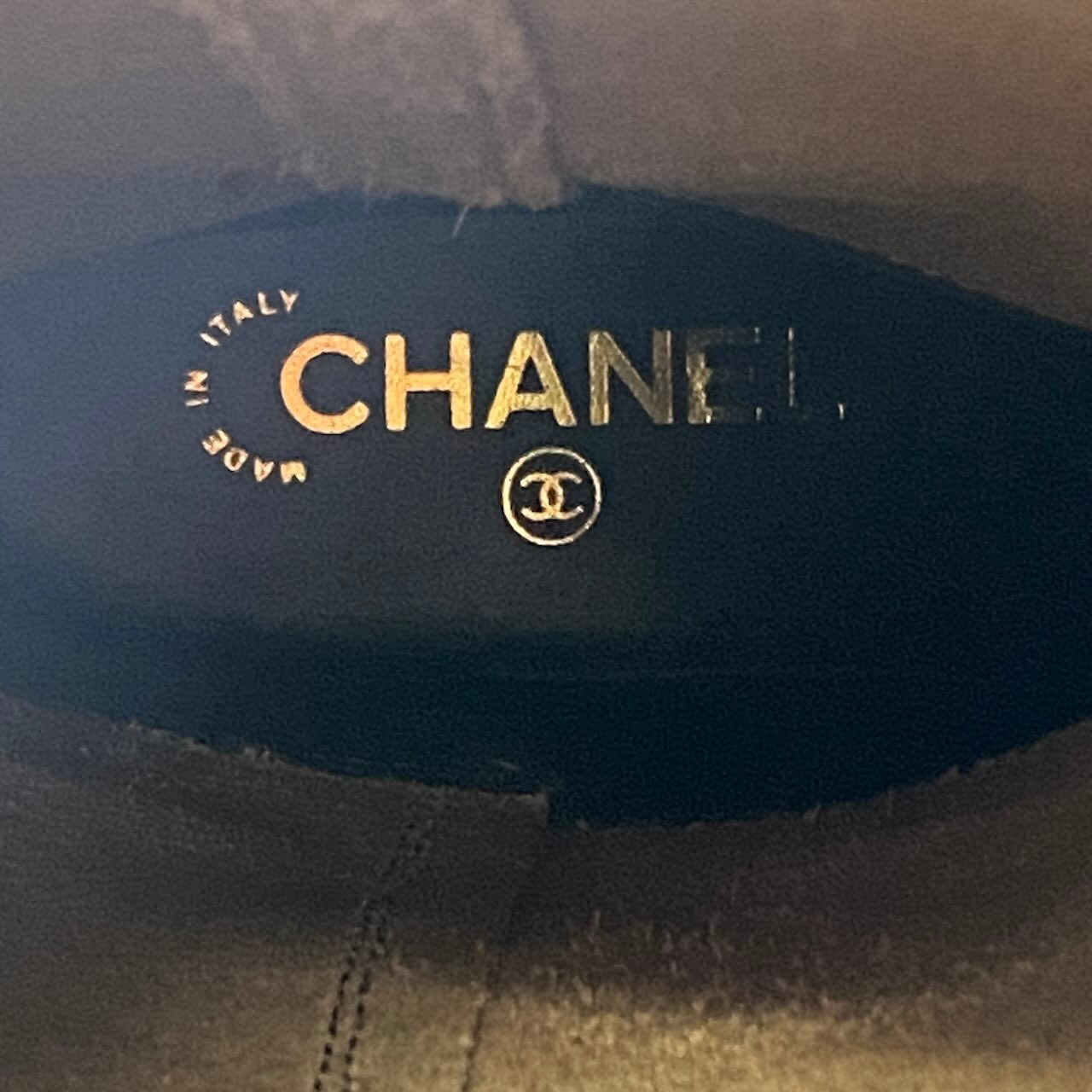 e18 CHANEL シャネル レザーブーツ ロングブーツ CCロゴ カーフレザー イタリア製 レディース 女性靴 G45433 37 1/2 ブラックu02t