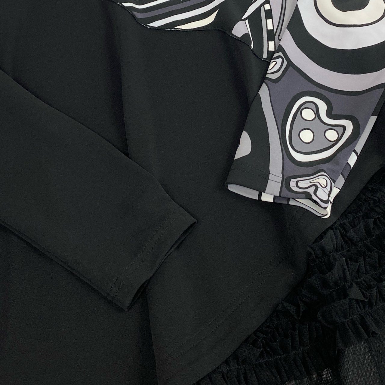 76k21 TOKUKO 1er VOL トクコプルミエヴォル ロングスリーブワンピース オーバーサイズ 裾切替 フリル モノトーン レディース 女性用 9 ブラック グレー ホワイトu02t