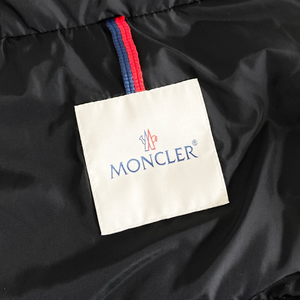 28e26 《美品》 MONCLER モンクレール 2022 GIE GIUBOTTO ダウンコート H20931C00065 1 ブラック レディース アウター