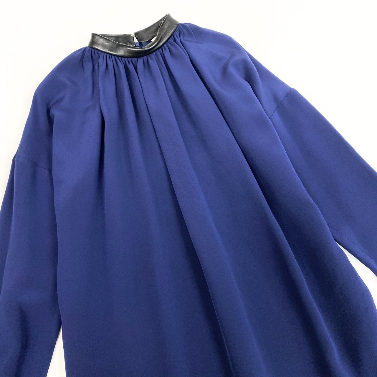 39b10 CELINE セリーヌ フィービー期 レザーネック シルクワンピース ロングワンピース 長袖 36 ブルー シルク レディースk02i