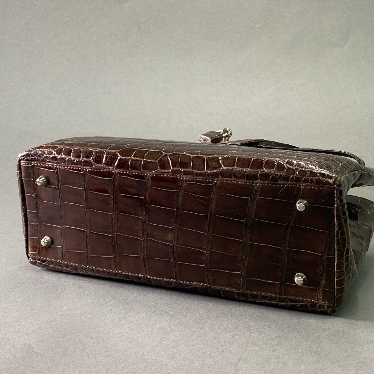 Cf10 《美品》 シャイニングクロコ ターンロック ショルダーバッグ ブラウン クロコダイルレザー 本クロコ 本革 ワニ Crocodile Leather