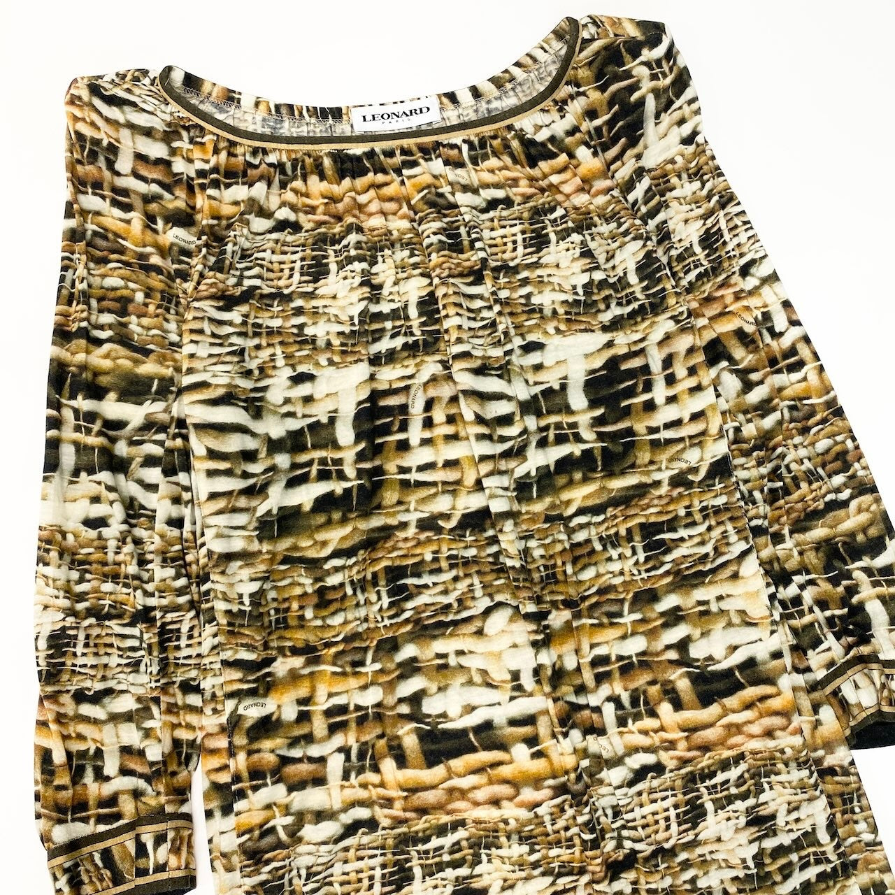 17d11 LEONARD PARIS レオナール ロングスリーブワンピース ボートネック 総柄プリント イタリア製 サイズ42 ブラウン系 レディース 女性用o07t