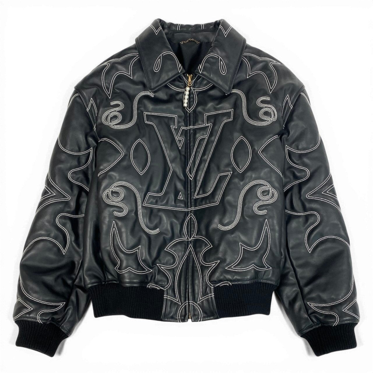 d2 《美品》 LOUIS VUITTON ルイヴィトン エンブロイダリー レザーボンバージャケット Embroidered Leather Bomber Jacket サイズ52 ブラック 牛革 超希少t18r